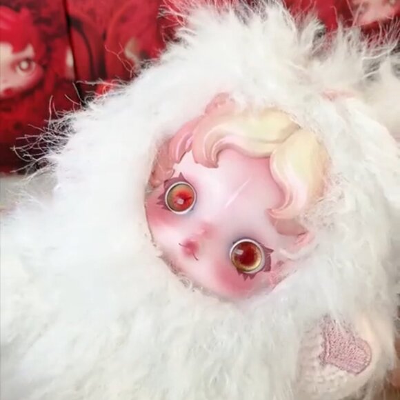 Skullpanda You Found Me! In Ghostie - Picture 1 of 2